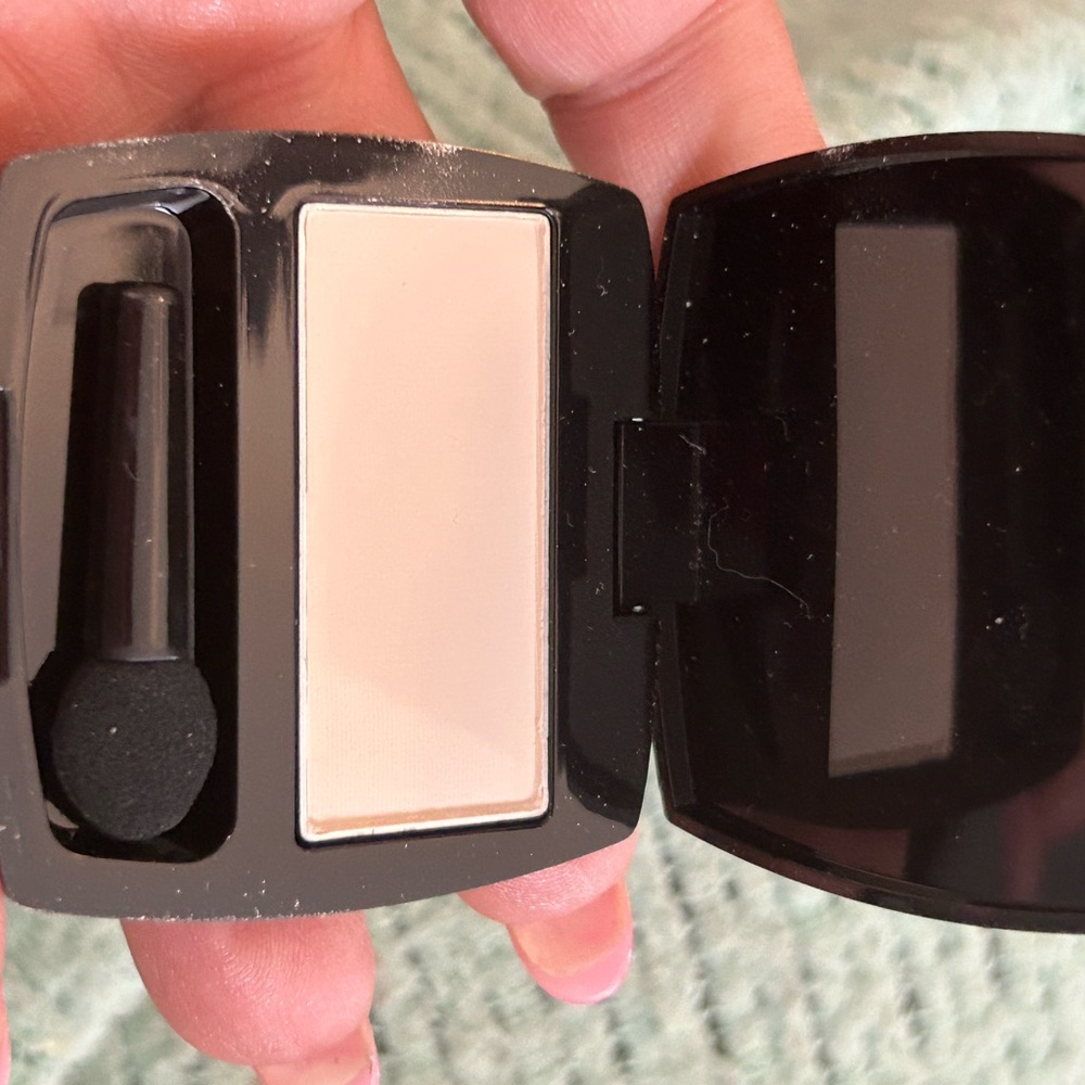 Avon True Color Eyeshadow Single.